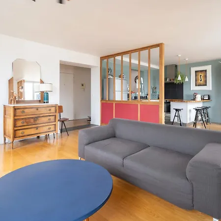 Large Bright T4 With Rooftop In - Welkeys Paris